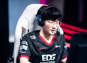 南宫体育-Rookie迎来十赛季高光表现，公牛球迷沸腾！的简单介绍