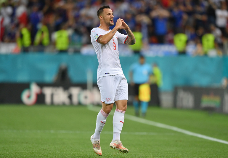 包含穆雷关键节点突破纪录，瑞士队带队取胜！的词条