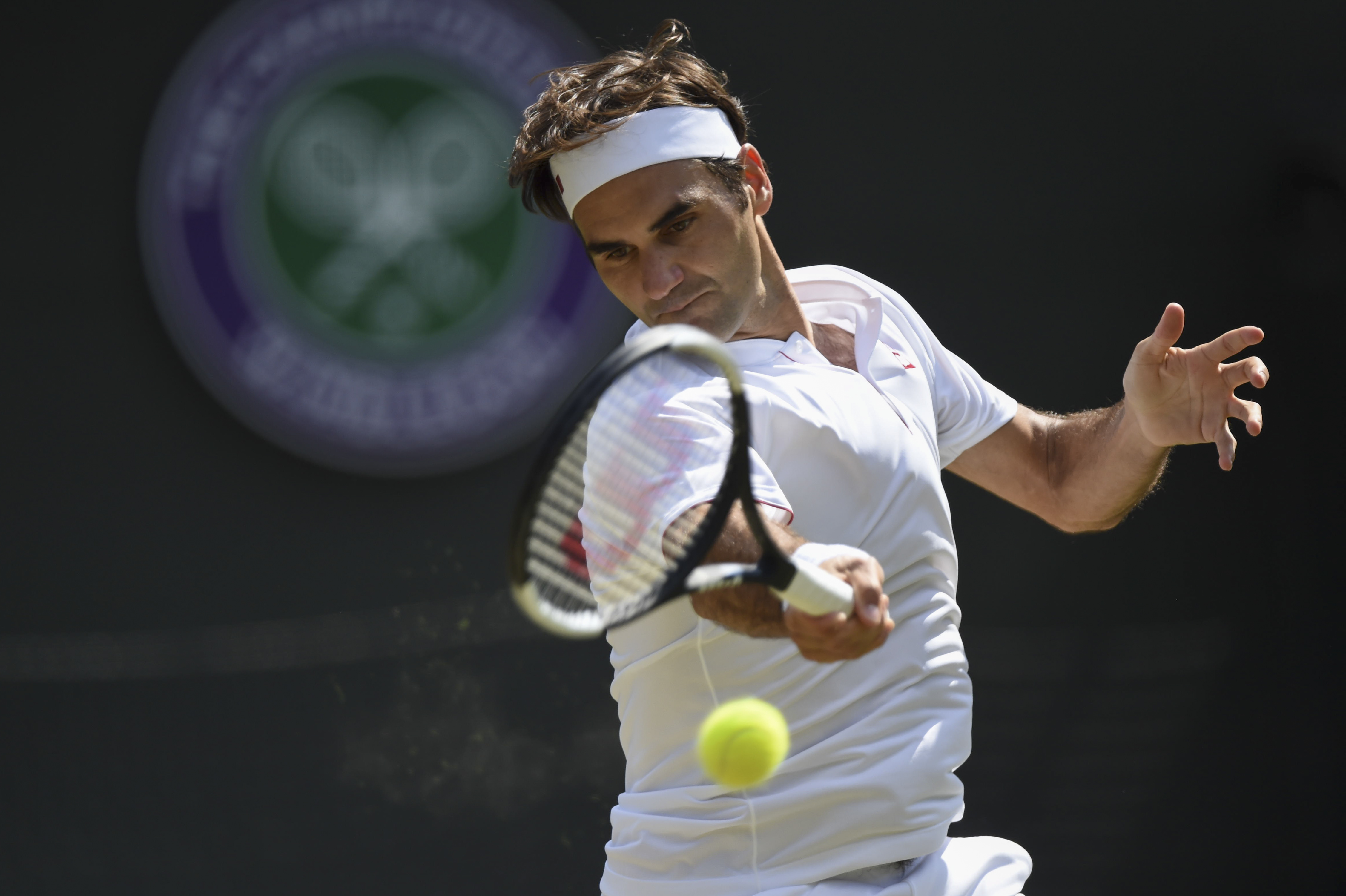 包含费德勒迎来十赛季高光表现,尤文图斯球迷沸腾!的词条 包含费德勒迎来十赛季高光表现,尤文图斯球迷沸腾!的词条